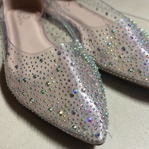NWOT clear/tan/rhinestone flats.